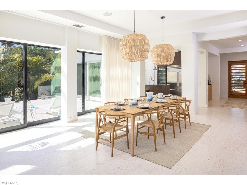 14 Sabre Ln, Naples, FL 34102-3