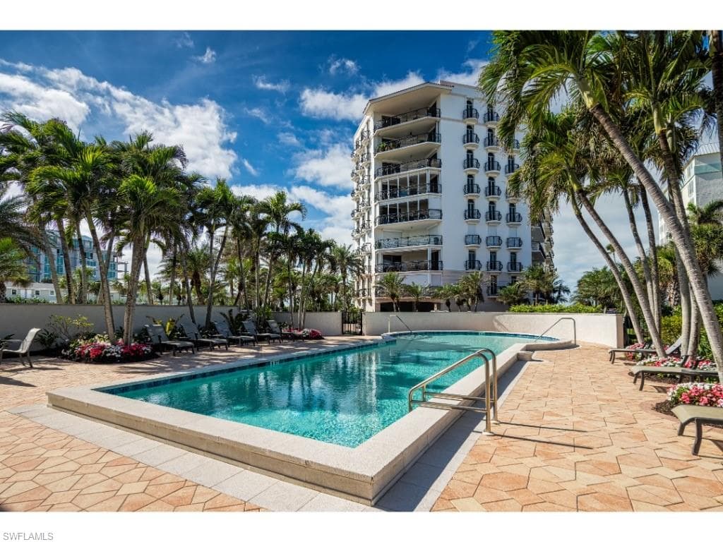 1221 Gulf Shore Blvd N 801, Naples, FL 34102-11