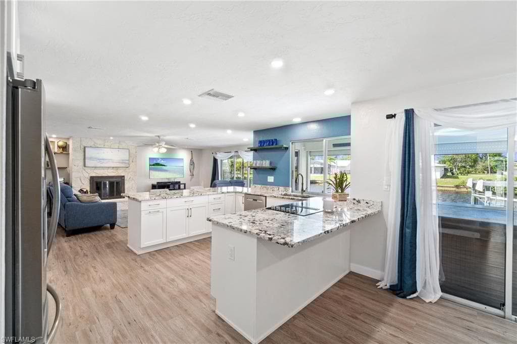 1326 21st Ave, Cape Coral, FL 33990-20