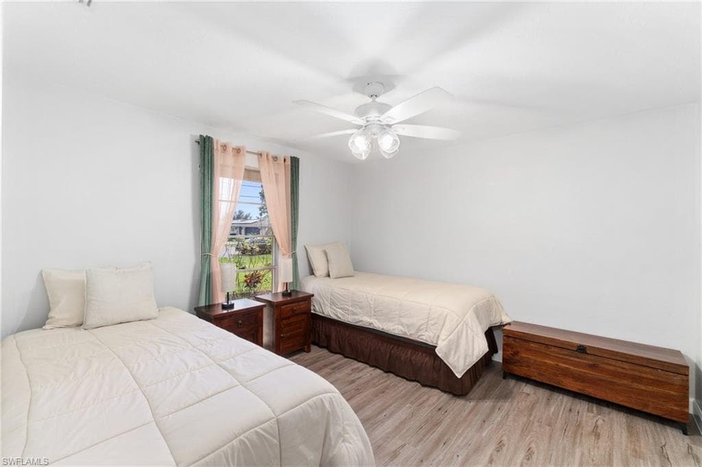 1326 21st Ave, Cape Coral, FL 33990-25