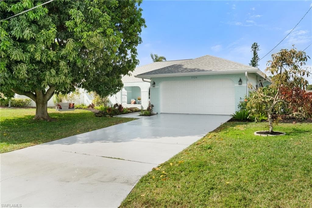 1326 21st Ave, Cape Coral, FL 33990-38