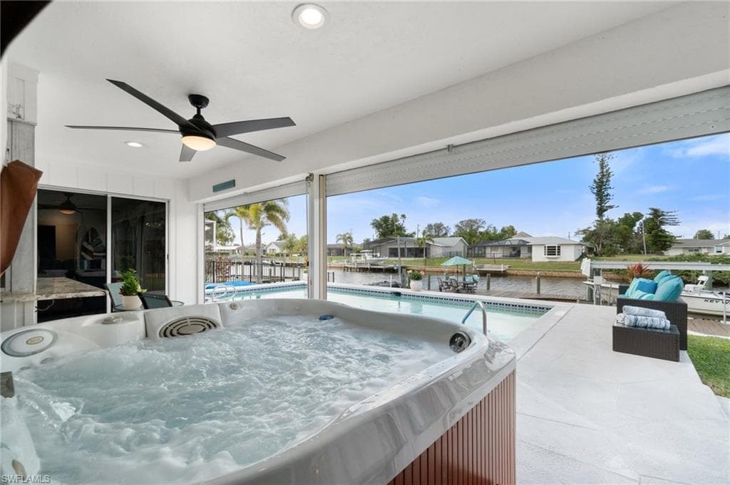 1326 21st Ave, Cape Coral, FL 33990-5