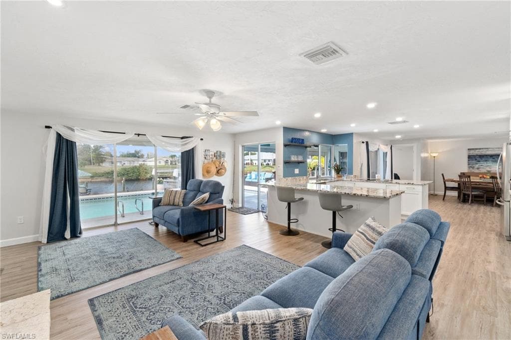 1326 21st Ave, Cape Coral, FL 33990-7