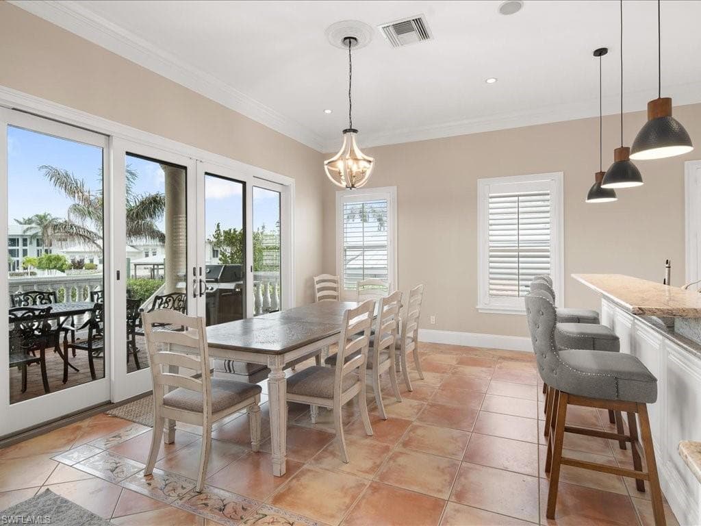 239 Channel Dr, Naples, FL 34108-16
