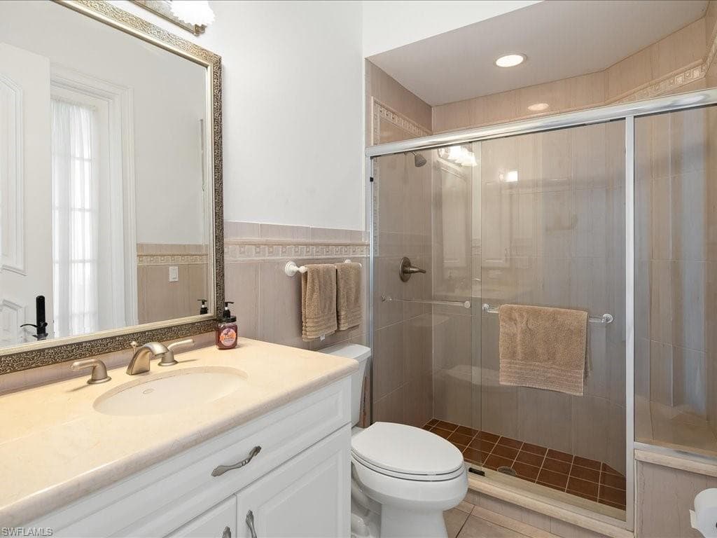239 Channel Dr, Naples, FL 34108-31