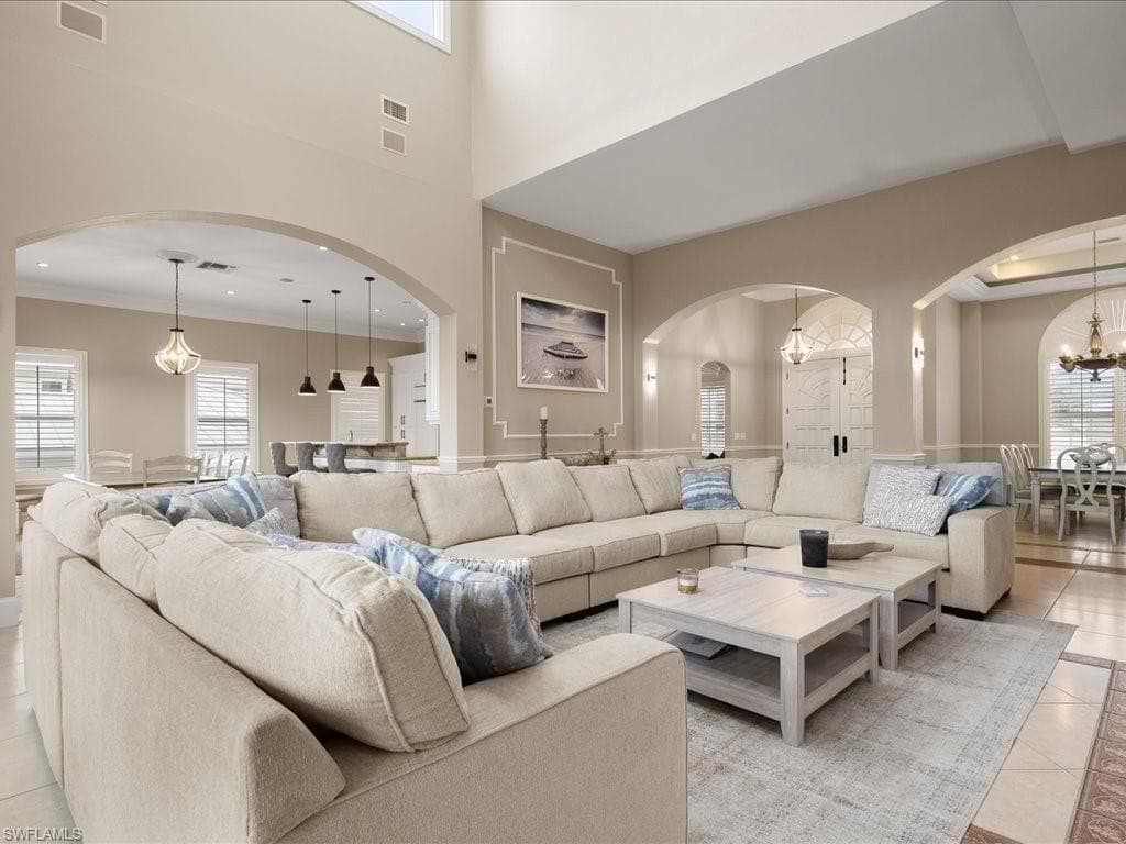 239 Channel Dr, Naples, FL 34108-5