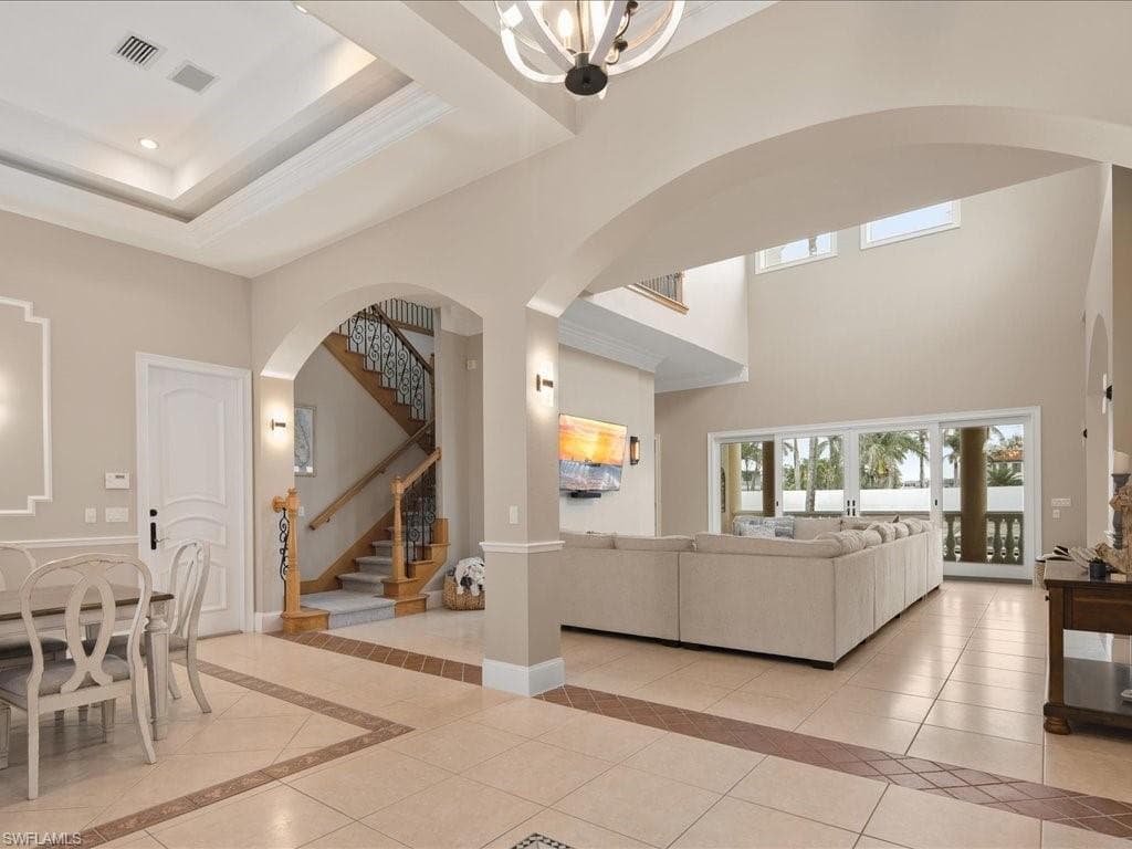 239 Channel Dr, Naples, FL 34108-6