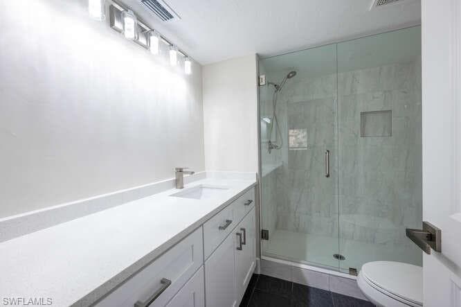 140 Cypress Way E 601, Naples, FL 34110-15