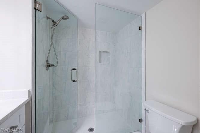 140 Cypress Way E 601, Naples, FL 34110-16