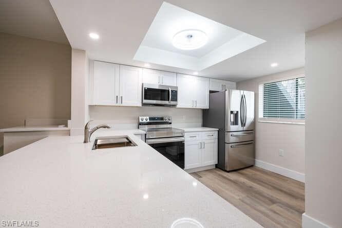 140 Cypress Way E 601, Naples, FL 34110-4