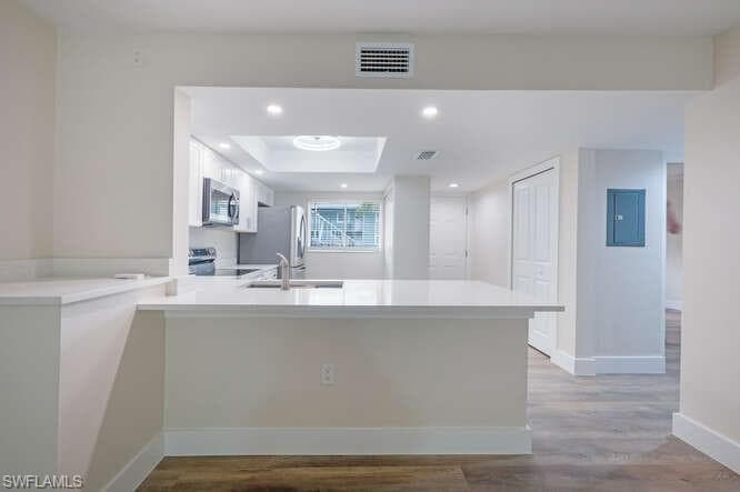 140 Cypress Way E 601, Naples, FL 34110-7