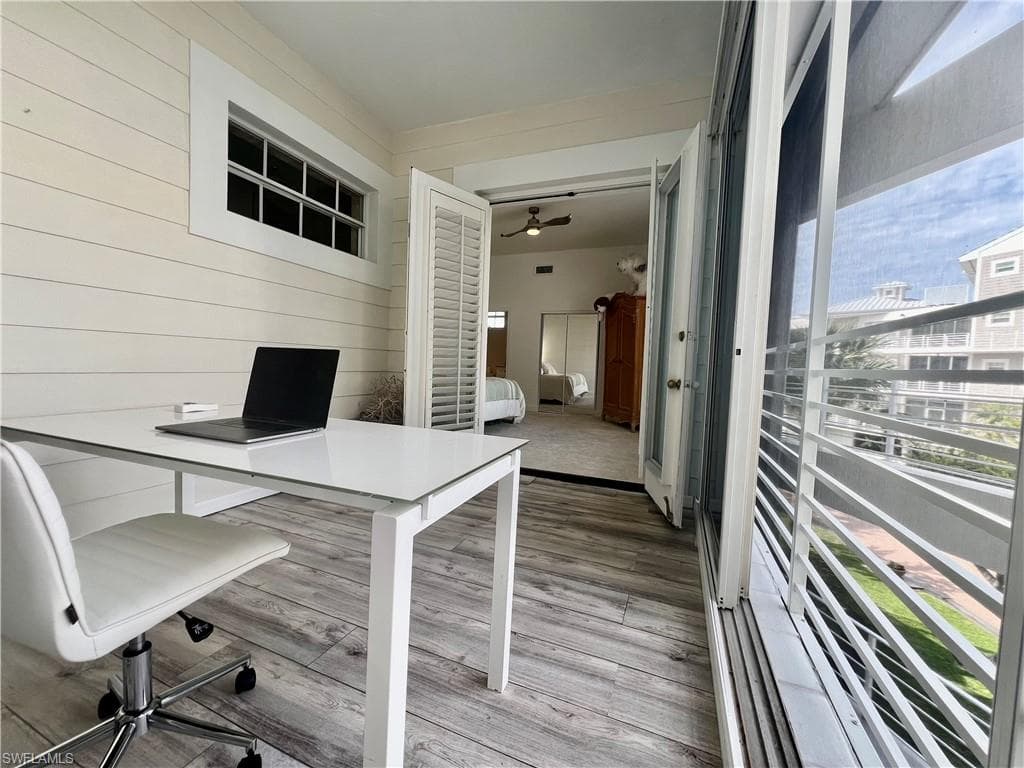 812 Hideaway Cir E 124, Marco Island, FL 34145-47