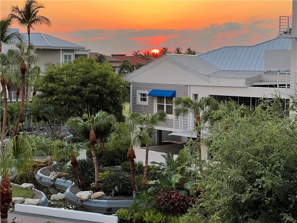 812 Hideaway Cir E 124, Marco Island, FL 34145-4