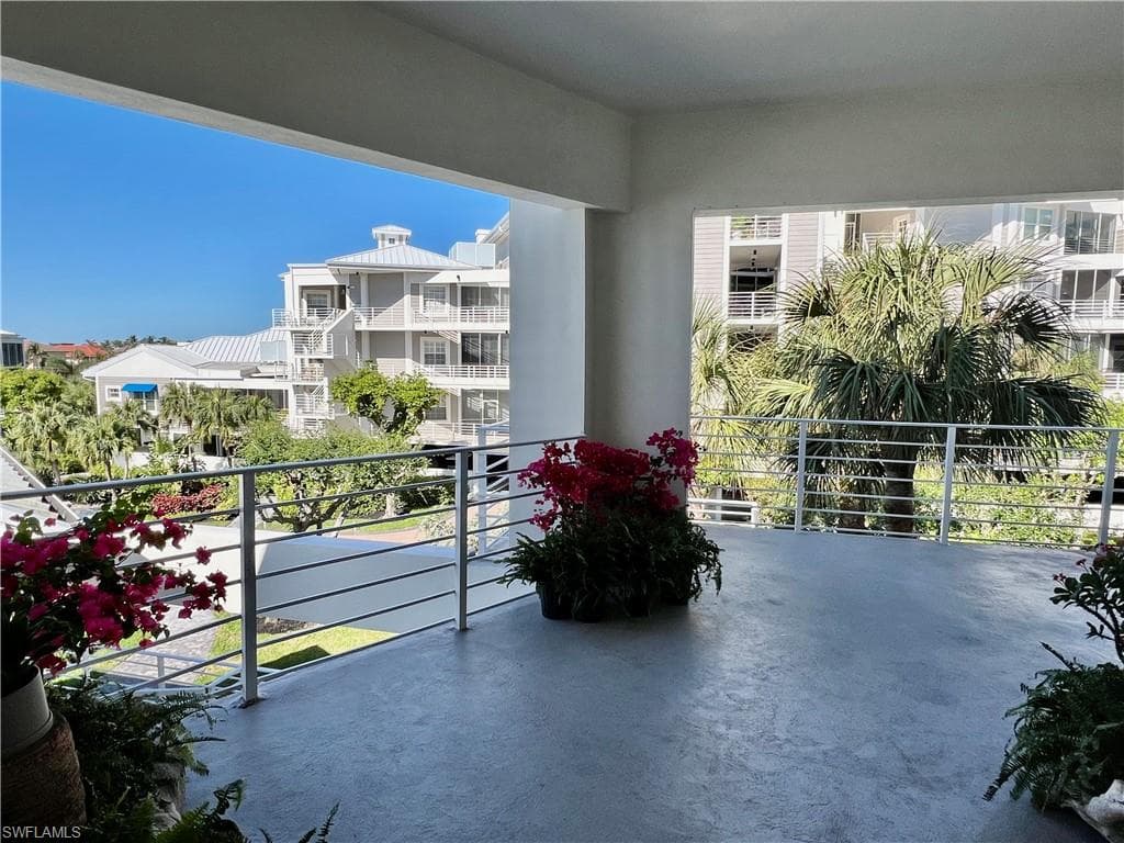 812 Hideaway Cir E 124, Marco Island, FL 34145-4