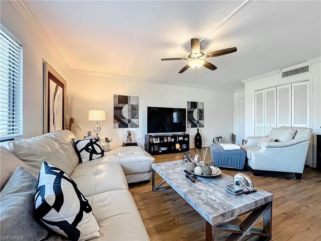 3625 Boca Ciega Dr 202, Naples, FL 34112-9