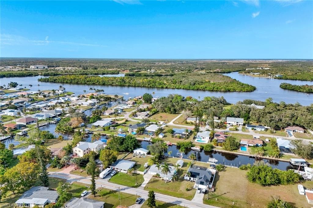 12315 Davis Blvd, Fort Myers, FL 33905-30
