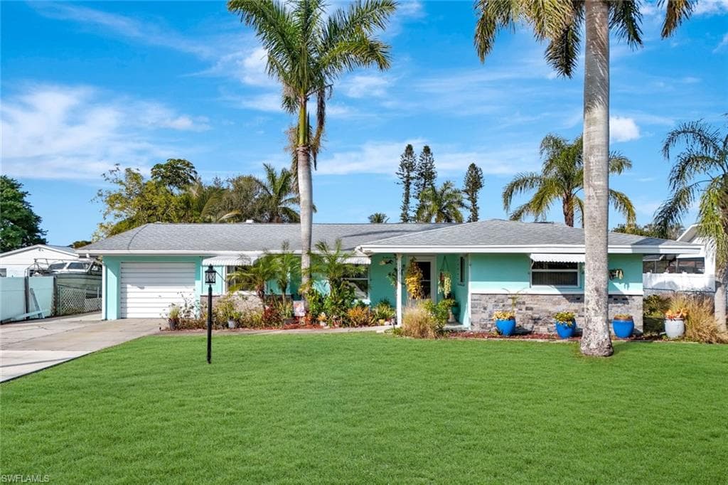 12315 Davis Blvd, Fort Myers, FL 33905-32