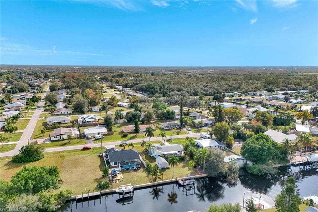 12315 Davis Blvd, Fort Myers, FL 33905-3