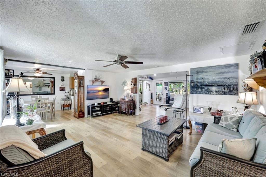 12315 Davis Blvd, Fort Myers, FL 33905-5