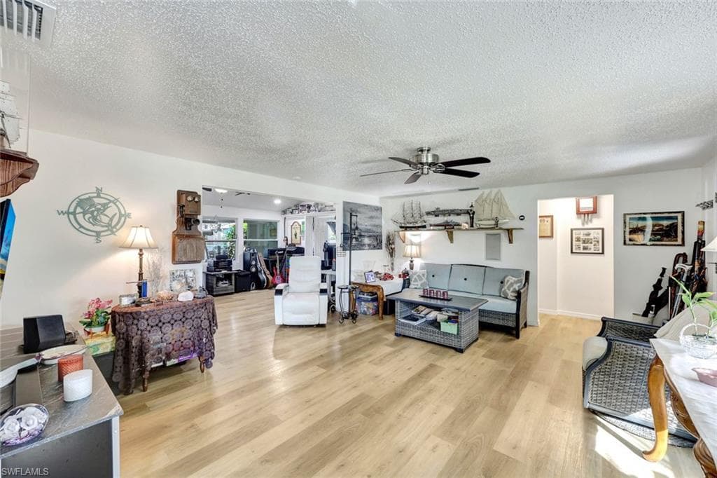 12315 Davis Blvd, Fort Myers, FL 33905-6
