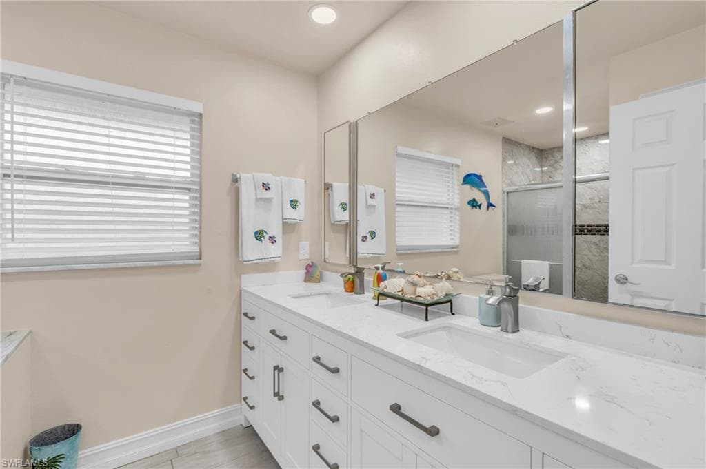 4240 Perth Ct, North Fort Myers, FL 33903-23