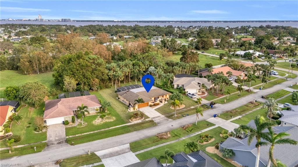 4240 Perth Ct, North Fort Myers, FL 33903-36