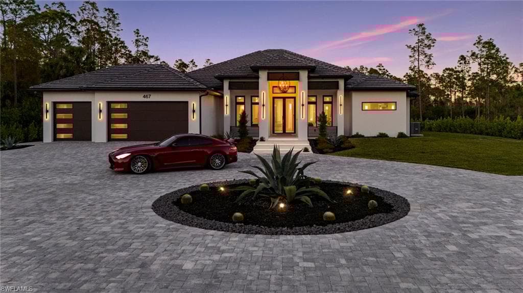 467 20th Ave NE, Naples, FL 34120-45