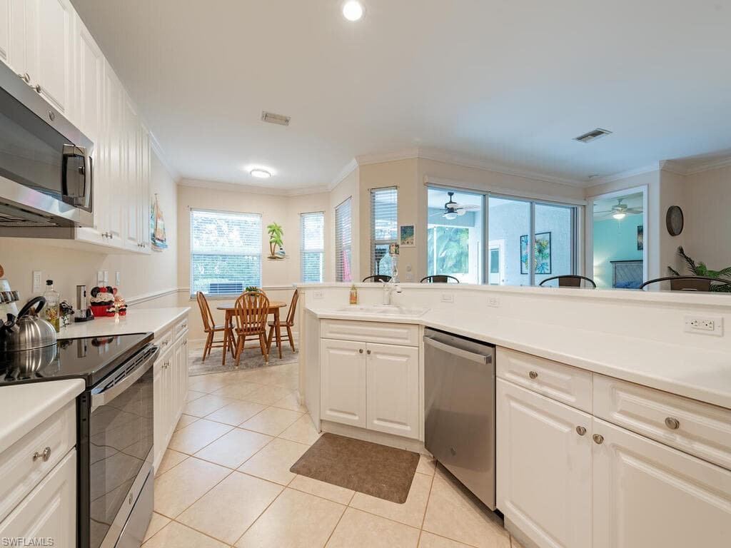 8300 Laurel Lakes Blvd, Naples, FL 34119-6