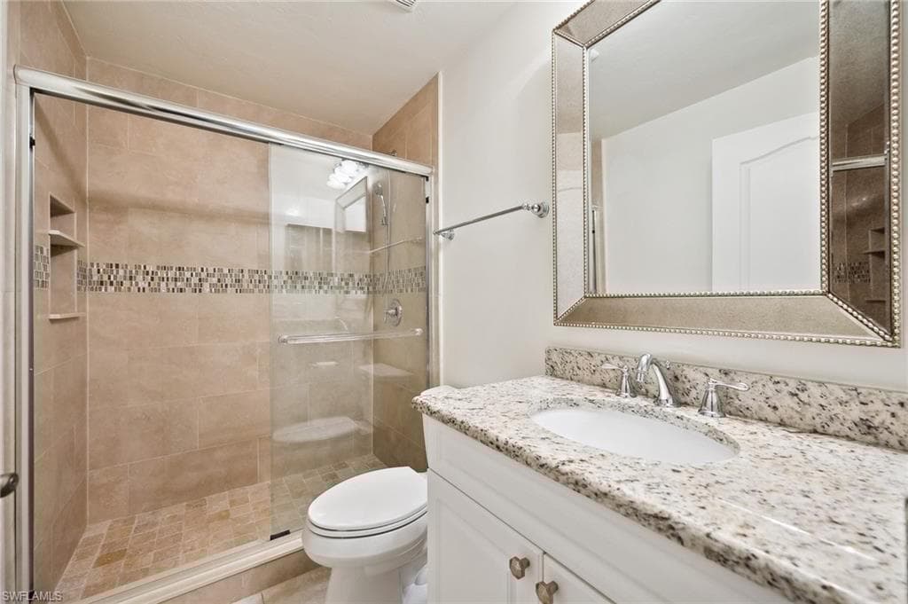 7024 Pelican Bay Blvd F101, Naples, FL 34108-9