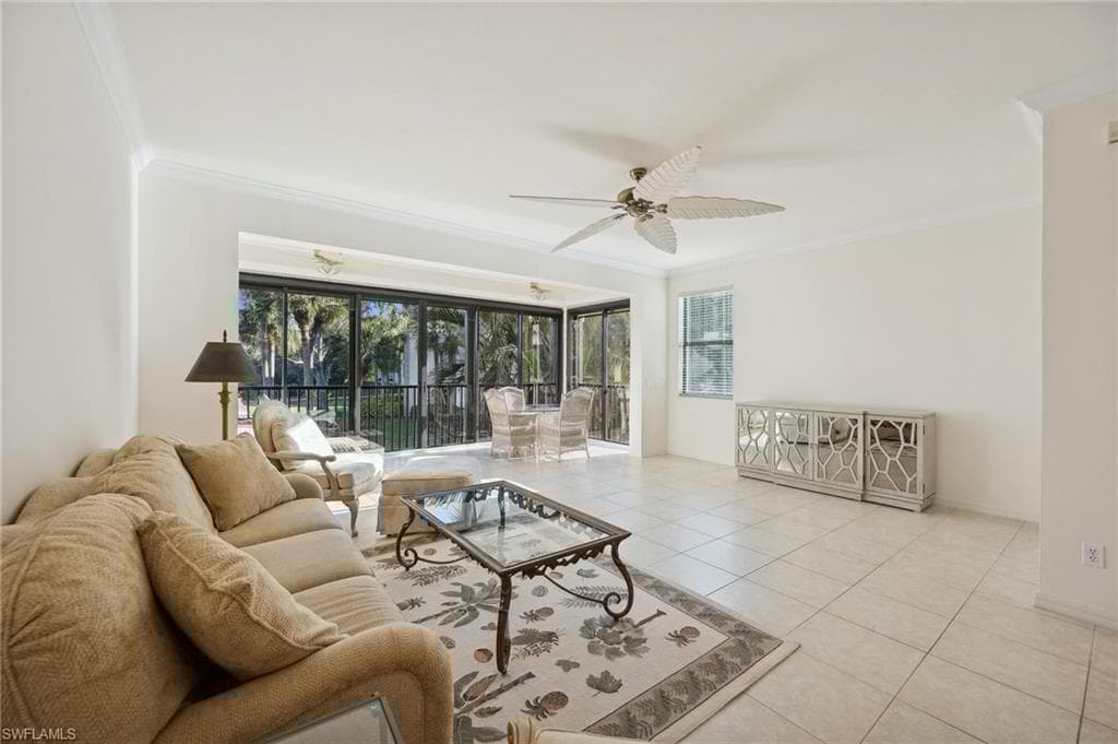 7024 Pelican Bay Blvd F101, Naples, FL 34108-15