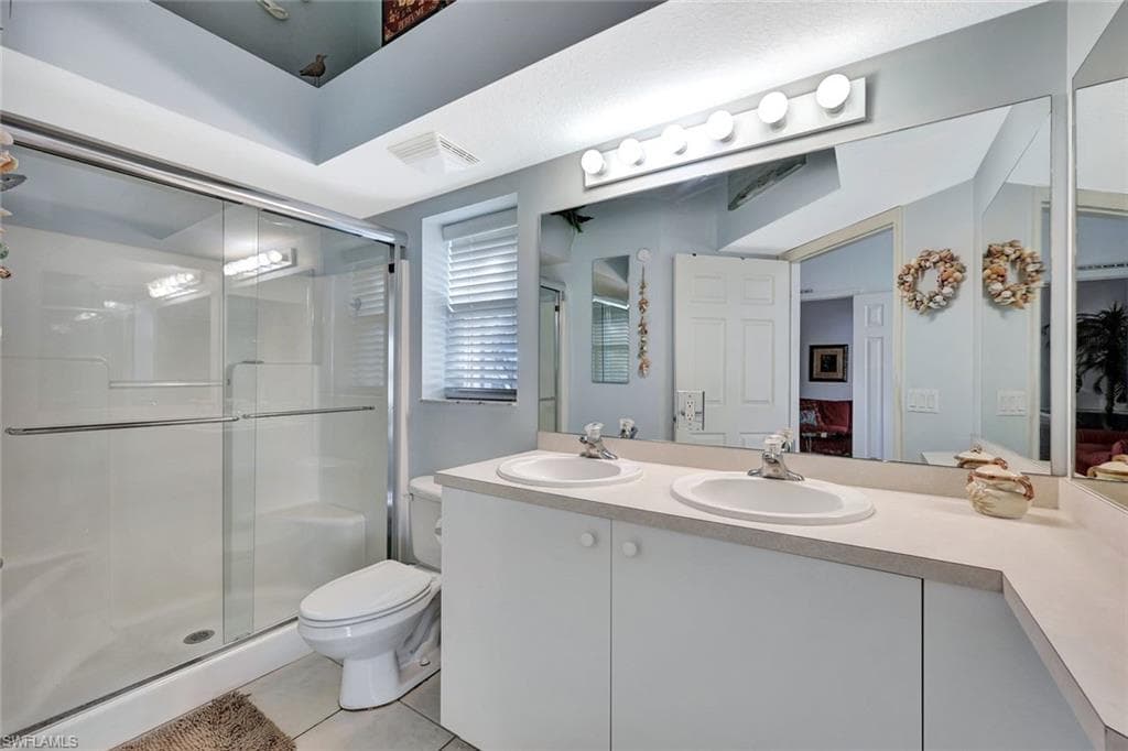 9680 Rosewood Pointe Ter 201, Bonita Springs, FL 34135-16