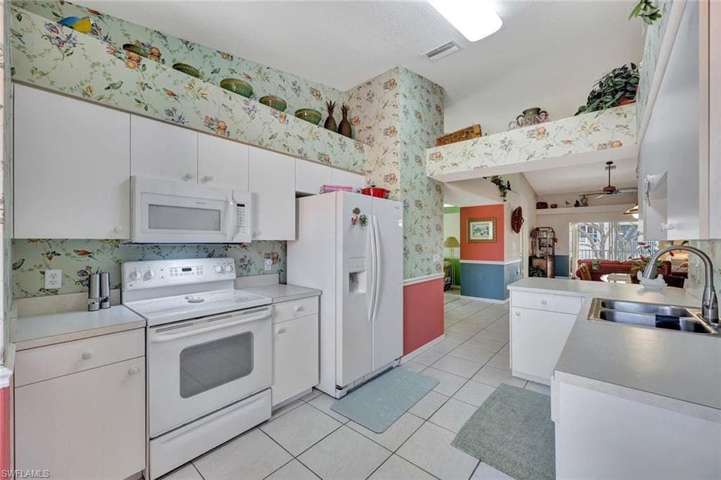 9680 Rosewood Pointe Ter 201, Bonita Springs, FL 34135-8