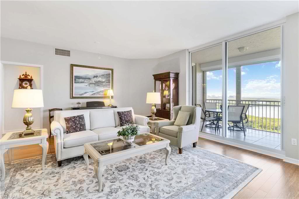 1001 Arbor Lake Dr 1202, Naples, FL 34110-1