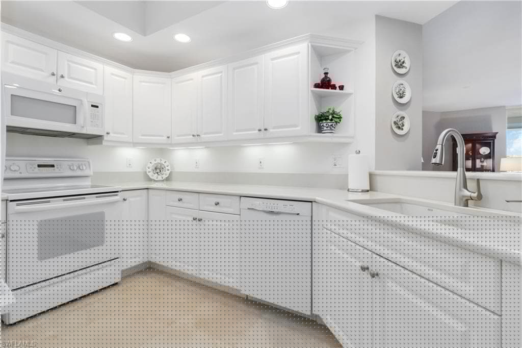 1001 Arbor Lake Dr 1202, Naples, FL 34110-23