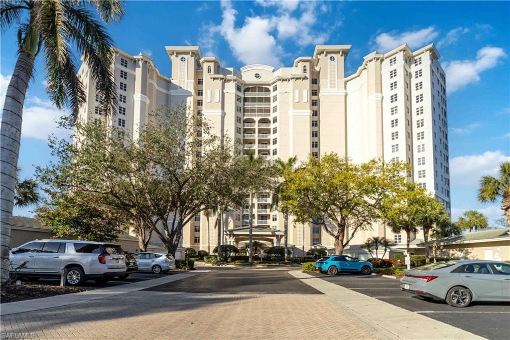 1001 Arbor Lake Dr 1202, Naples, FL 34110-31