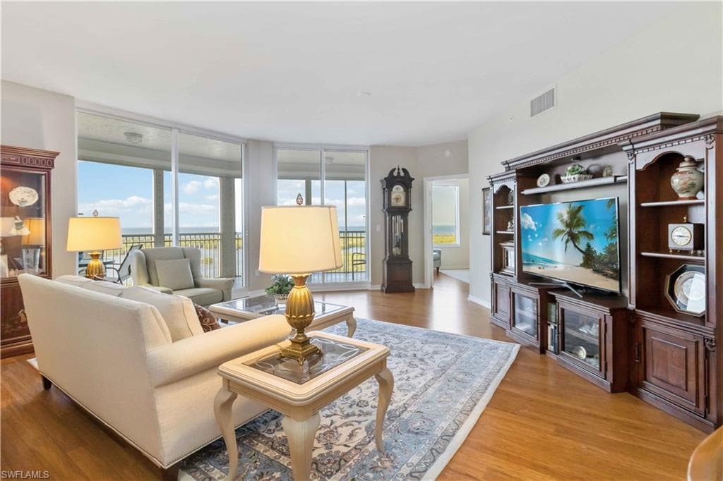 1001 Arbor Lake Dr 1202, Naples, FL 34110-8