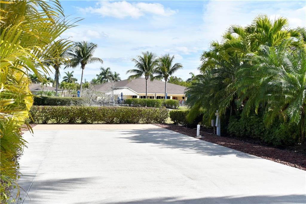 5159 Cypress Trail Resort Cir, Fort Myers, FL 33905-3