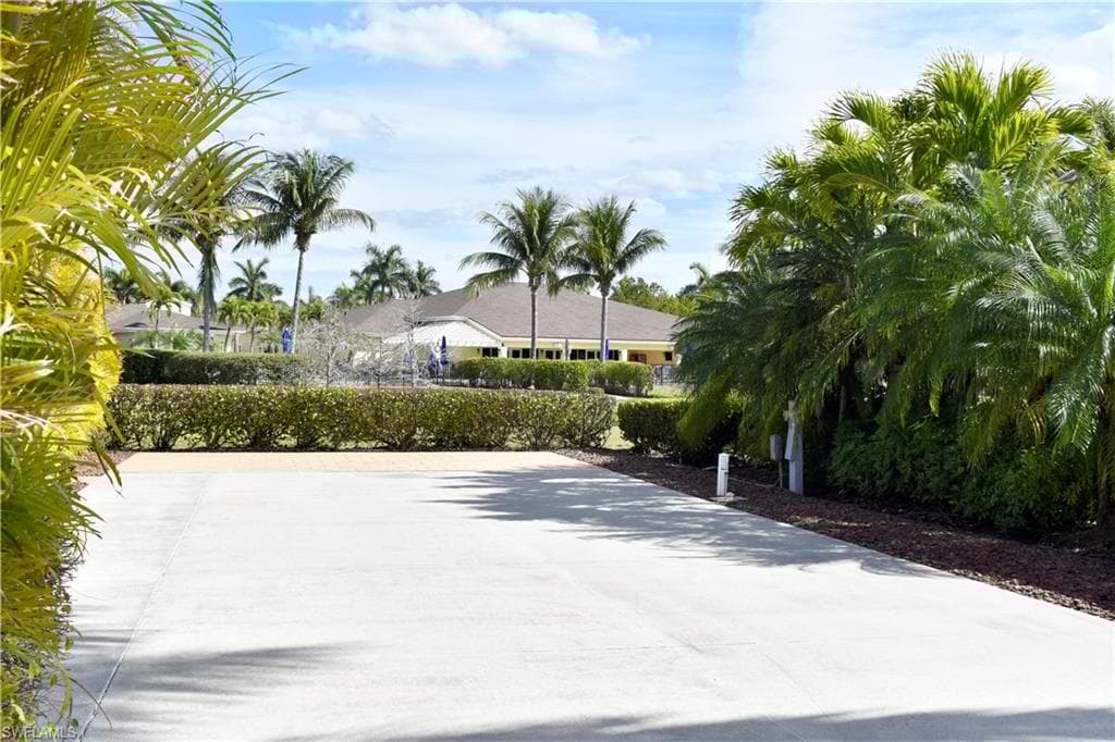 5159 Cypress Trail Resort Cir, Fort Myers, FL 33905-3
