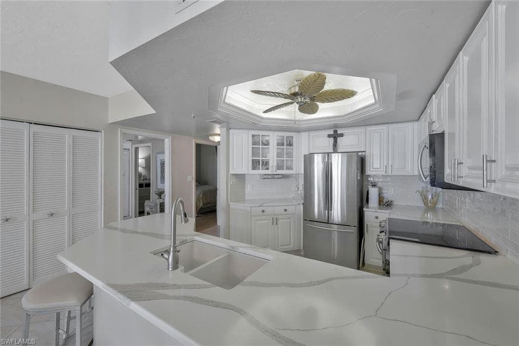 1020 Collier Blvd 203, Marco Island, FL 34145-10