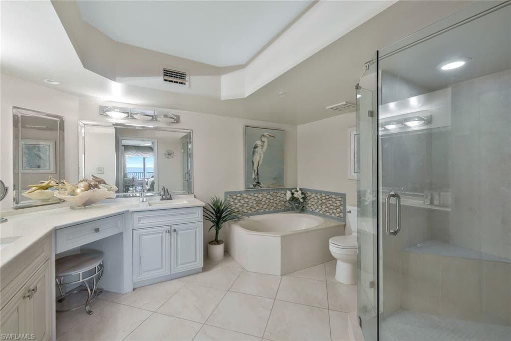 1020 Collier Blvd 203, Marco Island, FL 34145-14