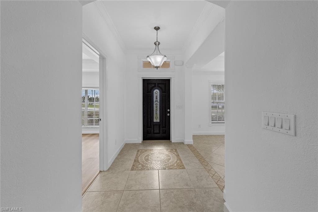 831 5th Ter, Cape Coral, FL 33991-12