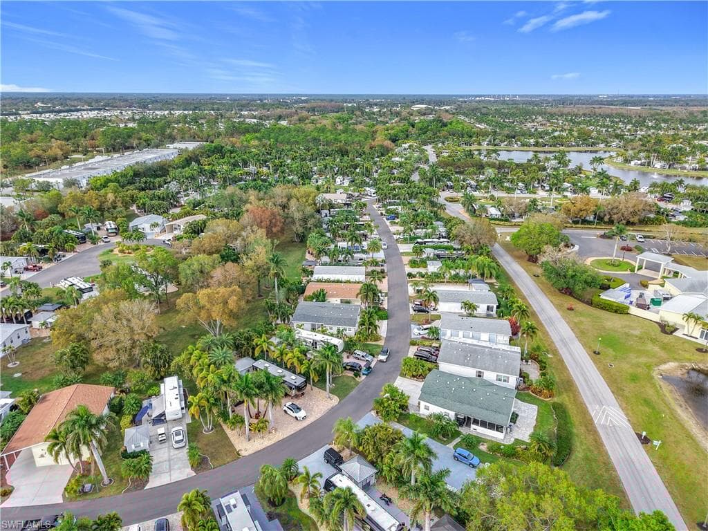 10047 Parkwood Dr. B51, Fort Myers, FL 33905-11