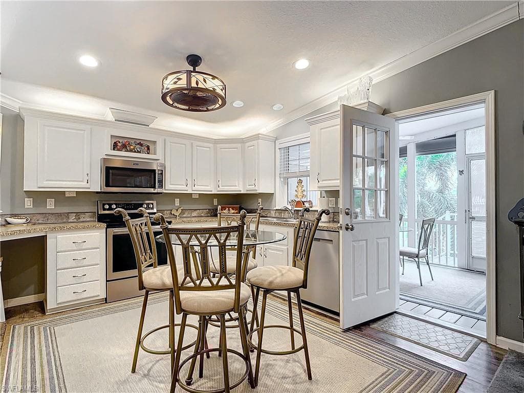 10047 Parkwood Dr. B51, Fort Myers, FL 33905-24