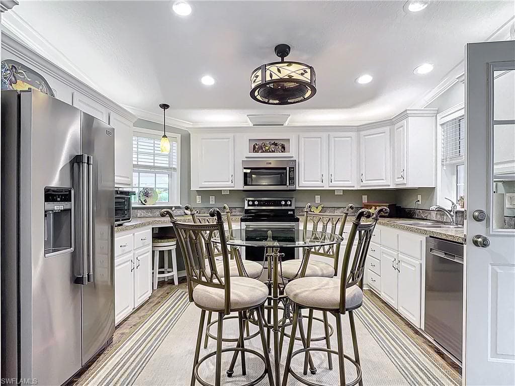 10047 Parkwood Dr. B51, Fort Myers, FL 33905-25