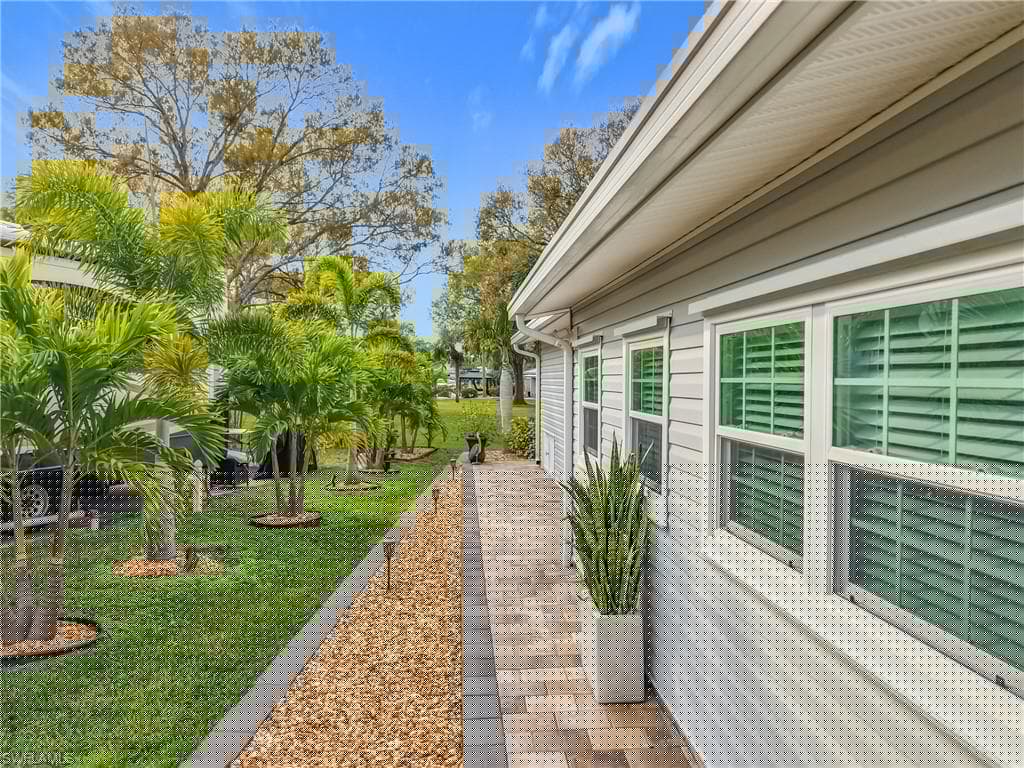 10047 Parkwood Dr. B51, Fort Myers, FL 33905-5