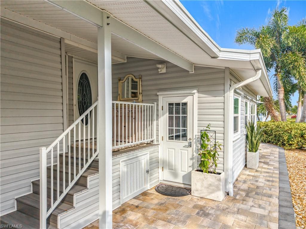 10047 Parkwood Dr. B51, Fort Myers, FL 33905-8