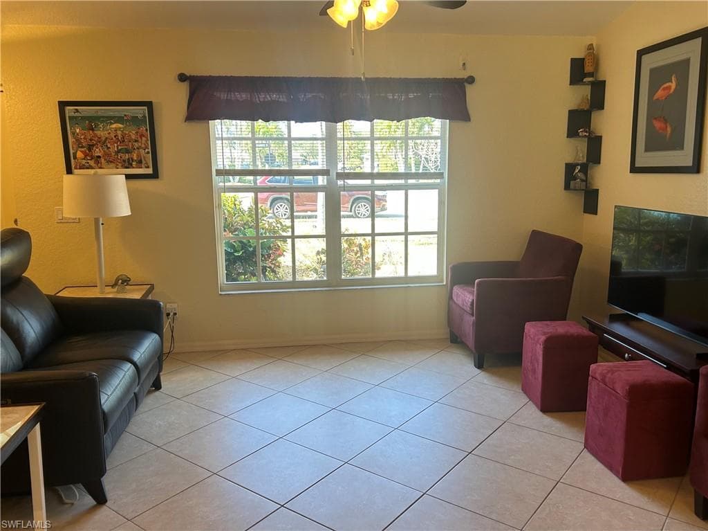 23465 Olde Meadowbrook Cir, Estero, Fl 34134-5