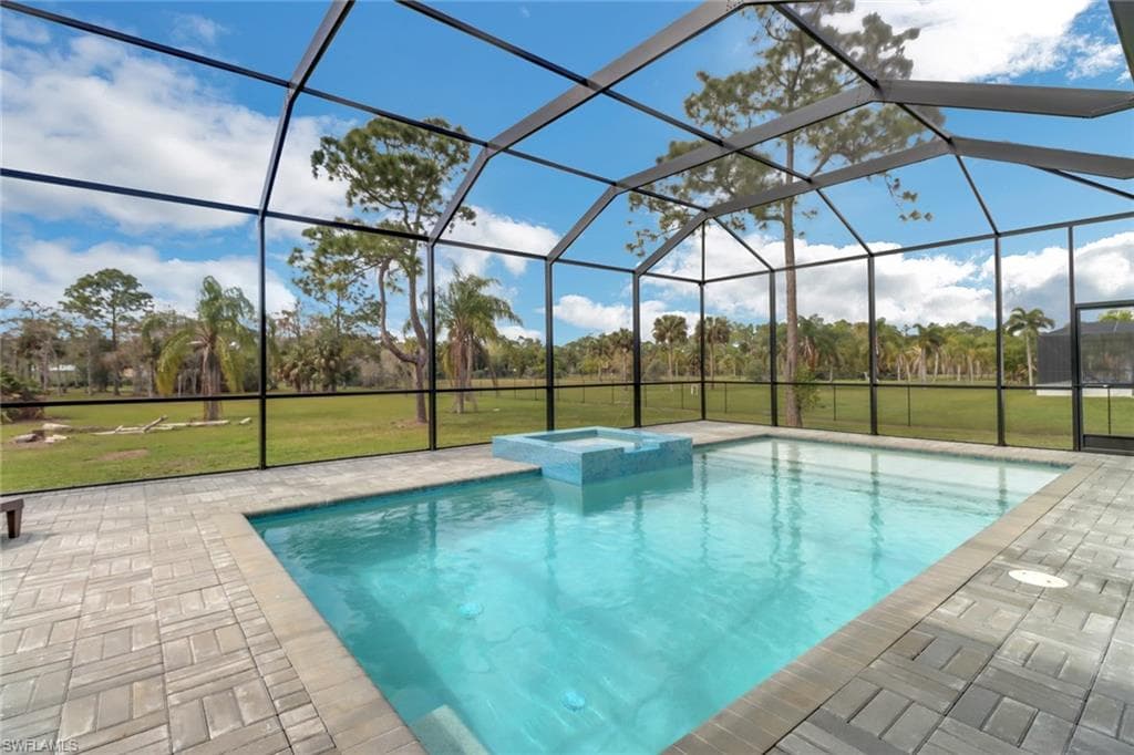 653 23rd St SW, Naples, FL 34117-36