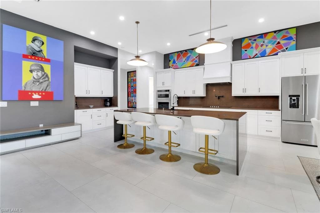 653 23rd St SW, Naples, FL 34117-42