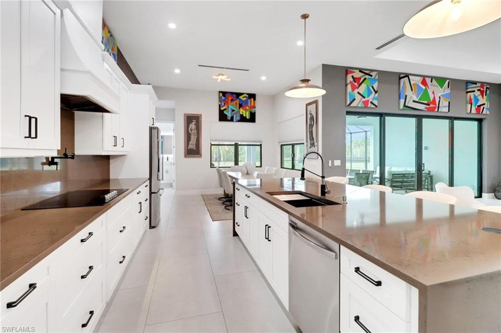 653 23rd St SW, Naples, FL 34117-44